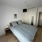 Grand T2 Cosy à Deux Pas De Bordeaux Apartamento *